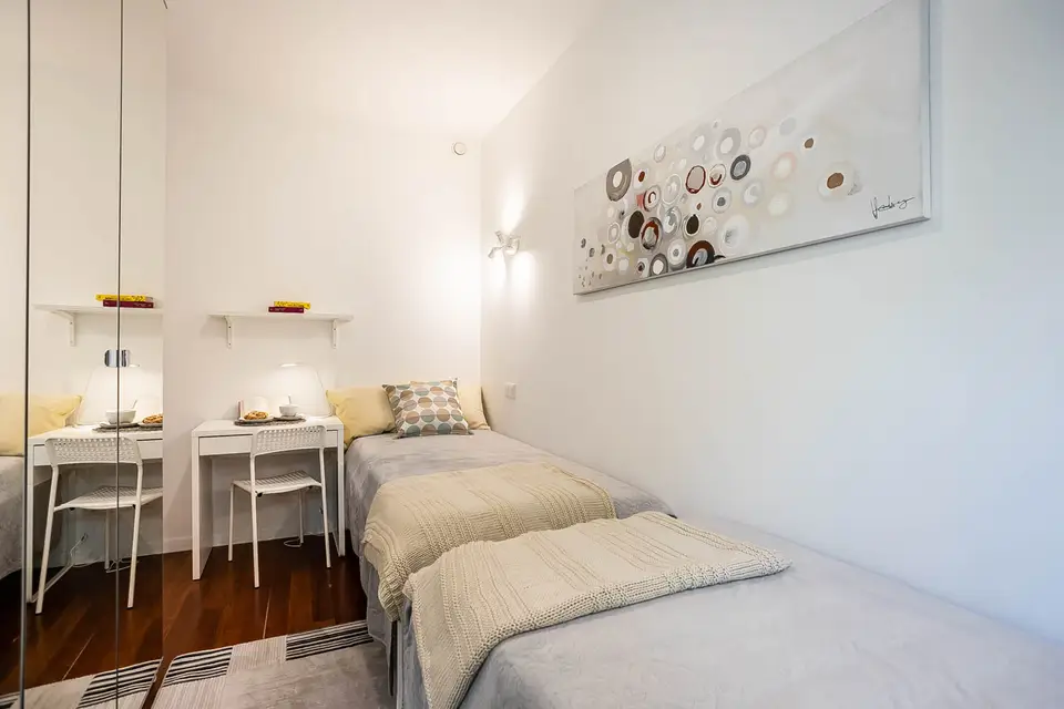 room in Mokotów 2