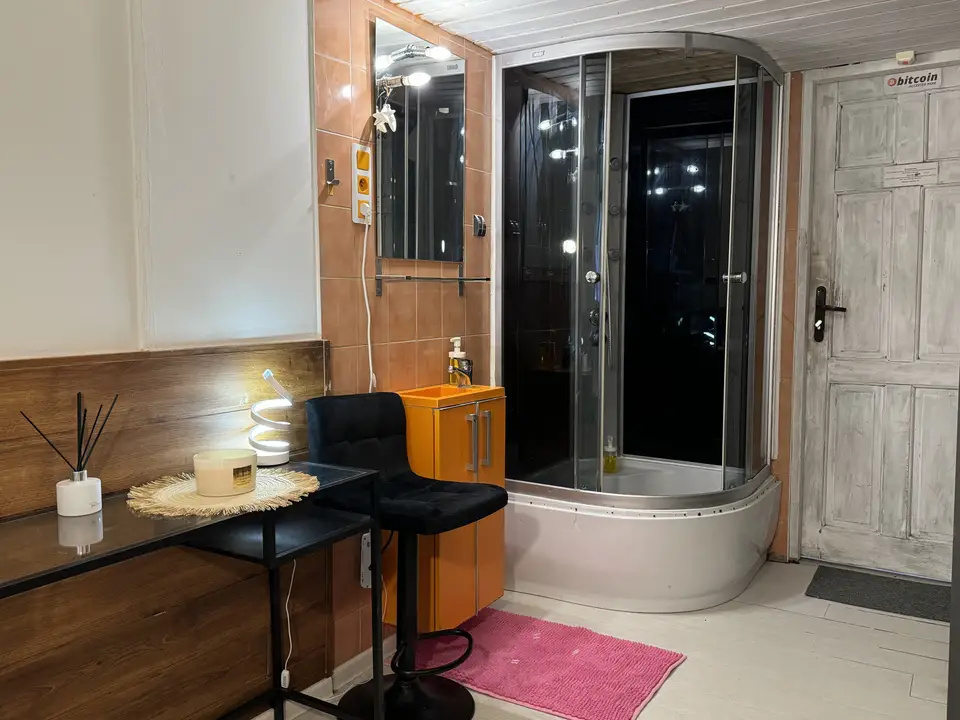 room in Śródmieście 5