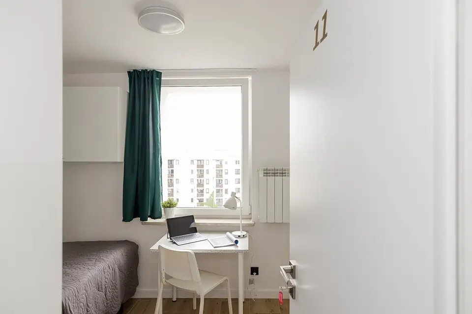 pokój, Warszawa 3