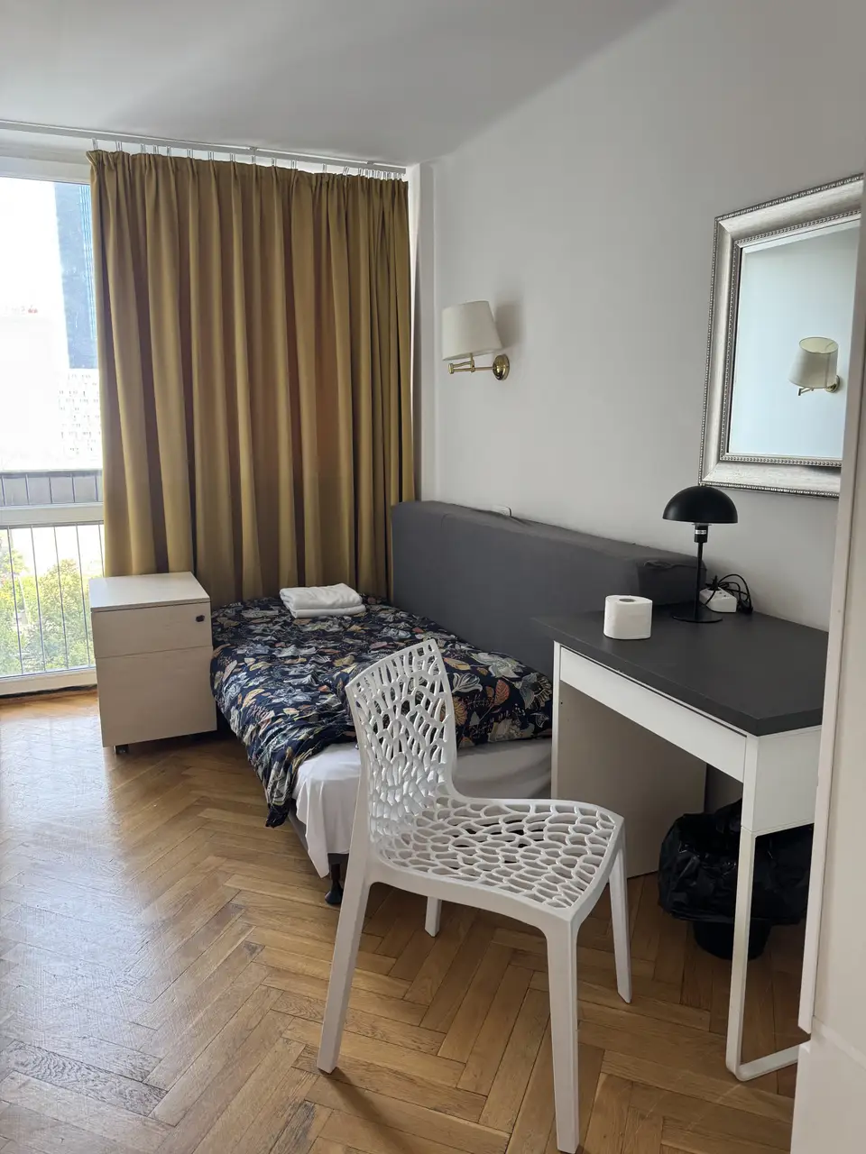 room in Wola 1